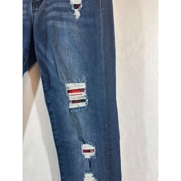 Kancan Jeans Womens 1/24 Buffalo Plaid Patch Distressed Ripped Stretch Ankle B3 - Picture 2 of 7